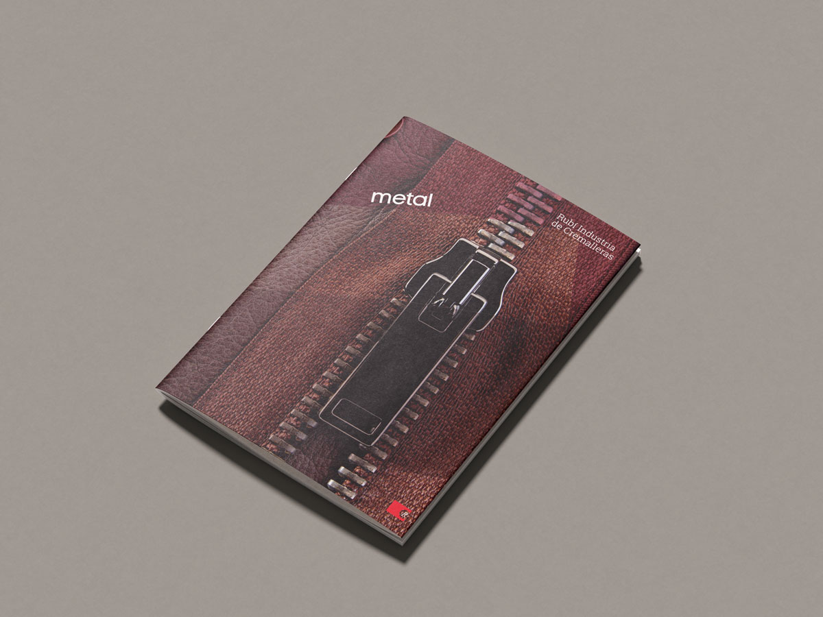 02-metal-zipper-catalog