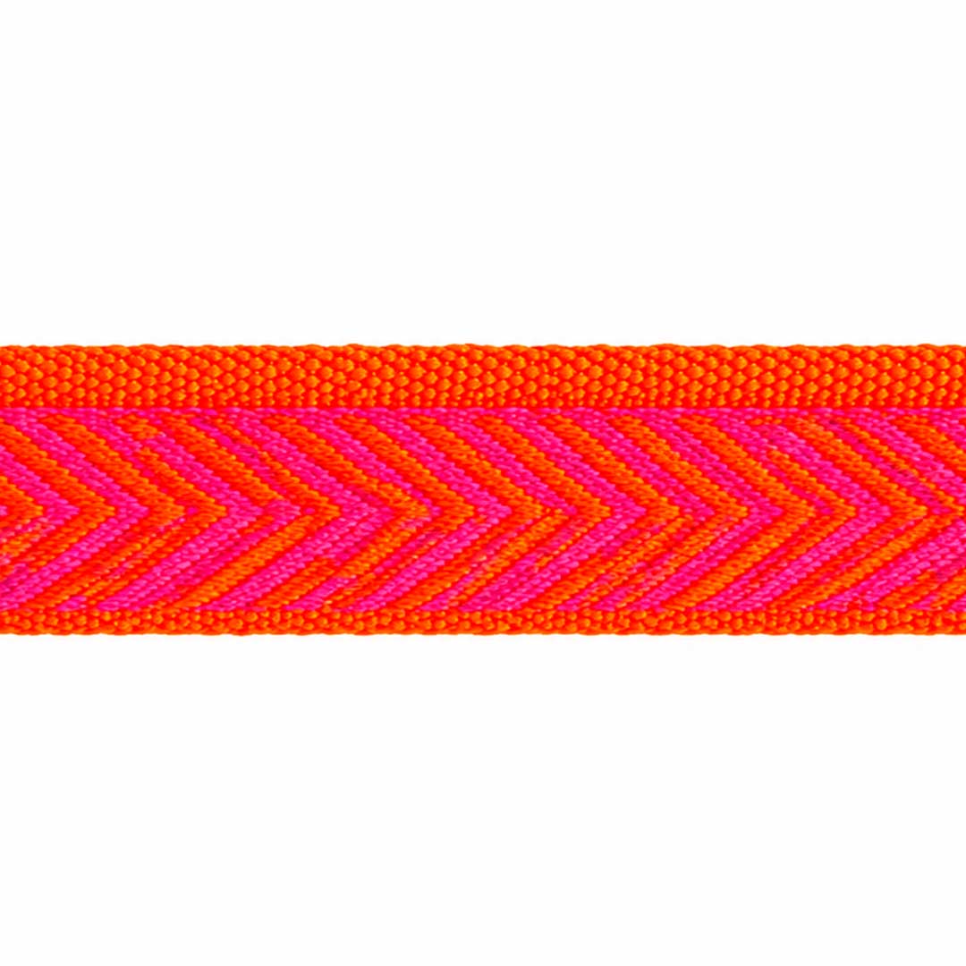 Jacquard Pattern Arrow