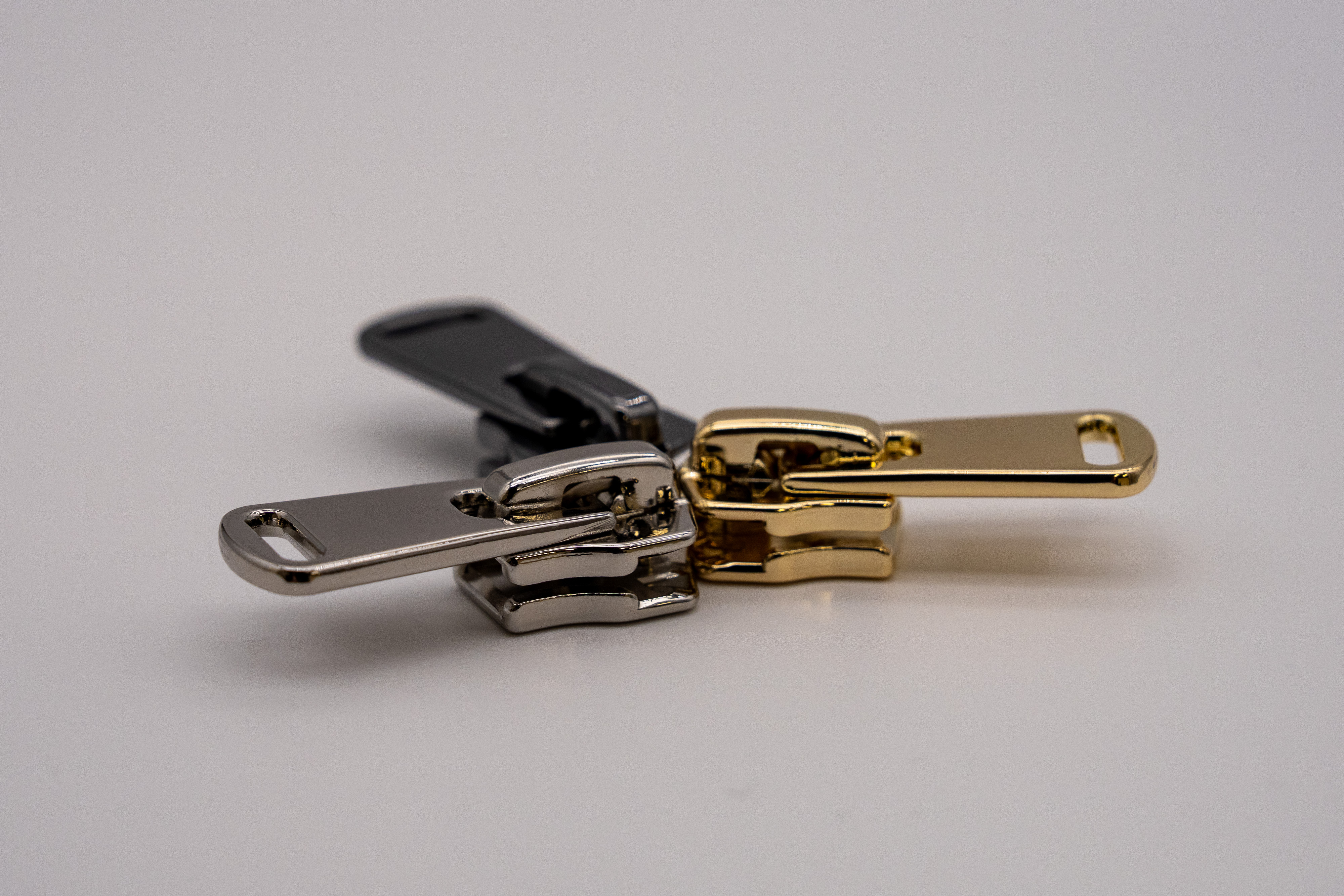 cursores metal rubi zippers en barcelona