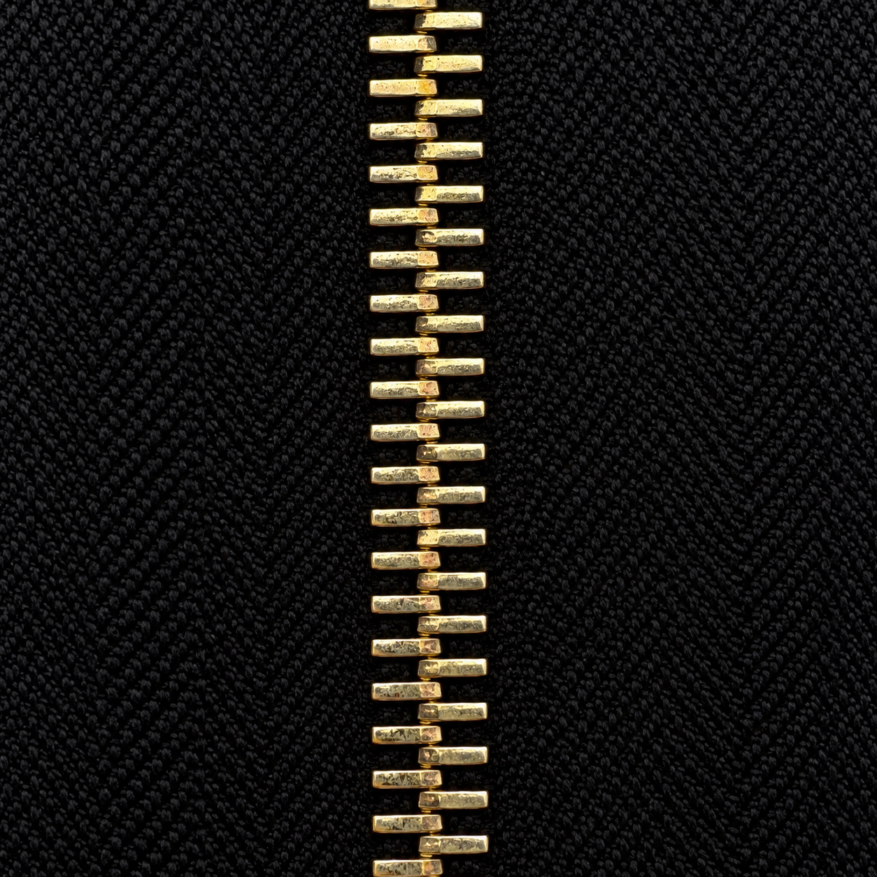 light gold_c